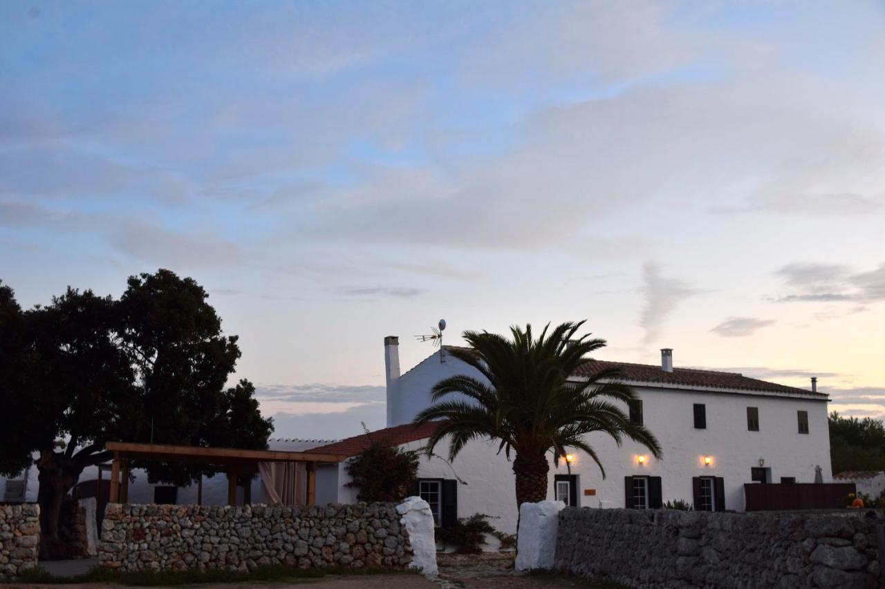 Refugi Biniati Vell Hostel Sant Lluis Ngoại thất bức ảnh