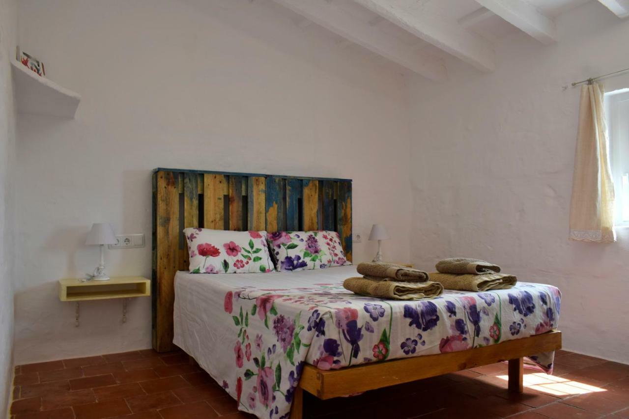 Refugi Biniati Vell Hostel Sant Lluis Ngoại thất bức ảnh